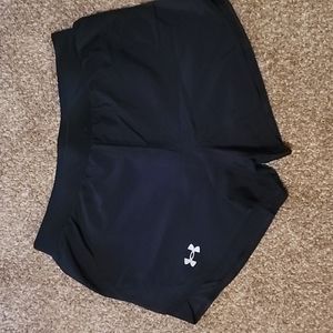 Black Under Armour shorts